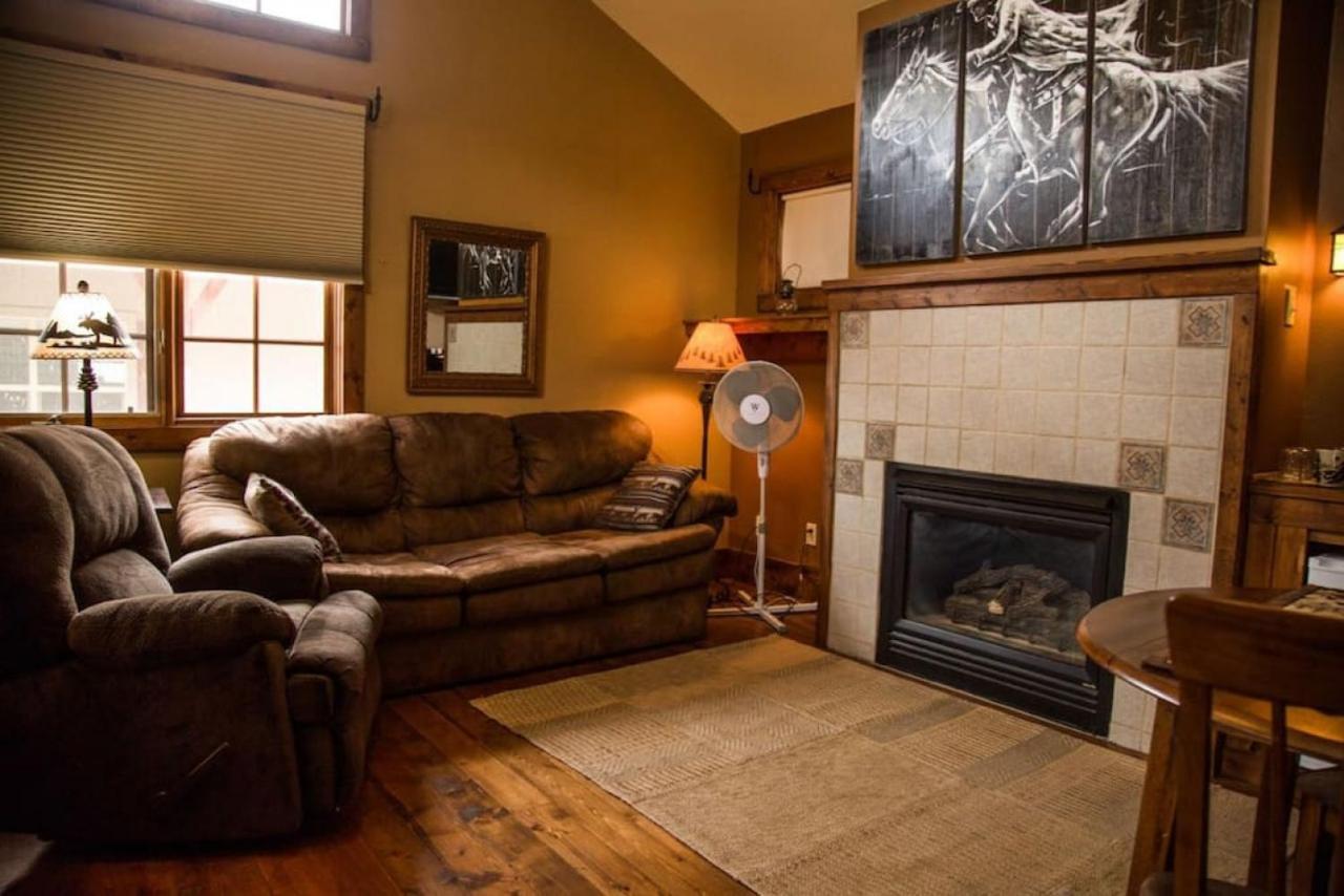 Mummy Mtn Suite 1 Bedroom Suite With Fireplace And Jacuzzi Tub Estes Park Exterior photo